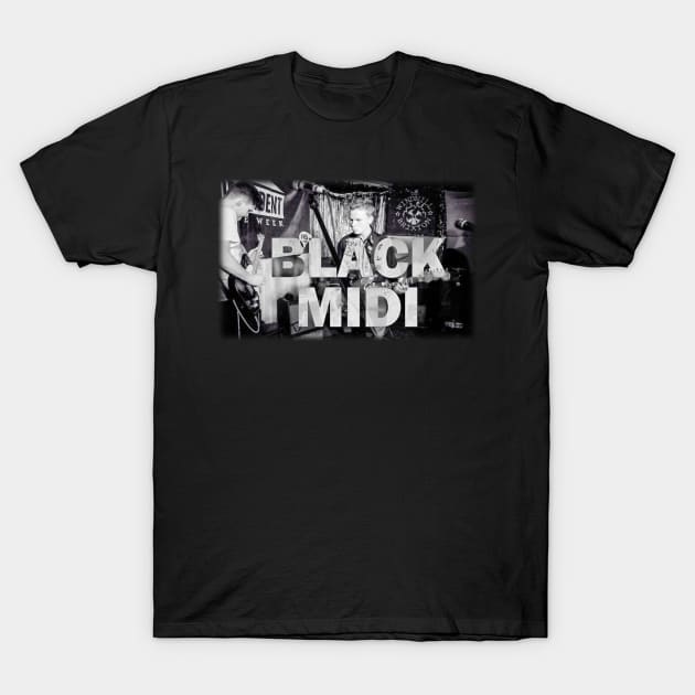 Essensial Blackmidi T-Shirt by lindyss